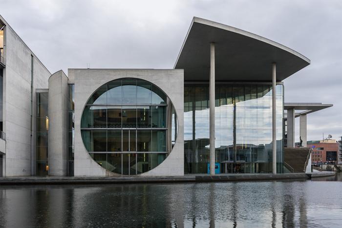 Fototapete Marie-Elisabeth-Lüders-Haus in Berlin