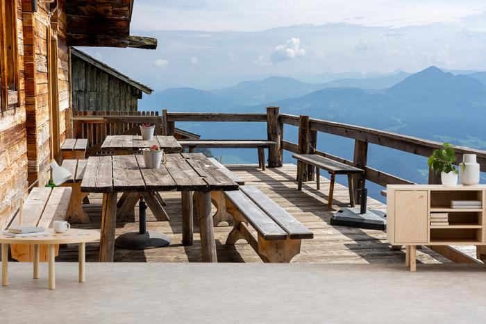 Fototapete Terrasse in den Tiroler Alpen