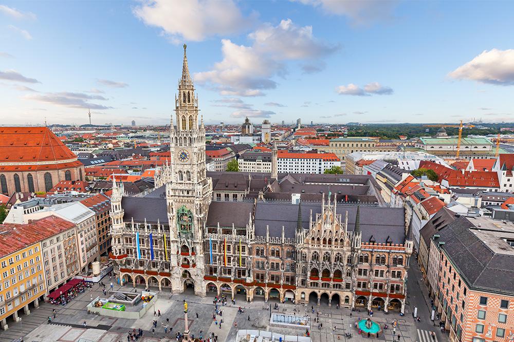 Fototapete München Panoramablick auf das Rathaus