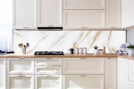Küchenrückwand – Weißer Marmor mit goldenen Strukturen