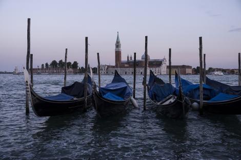 Fototapete Gondeln in Venedig